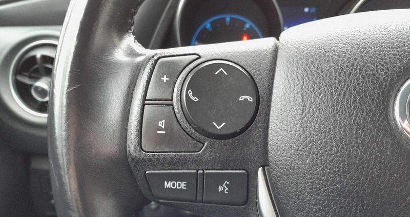 Toyota Auris cena 45900 przebieg: 206942, rok produkcji 2015 z Bytom Odrzański małe 191